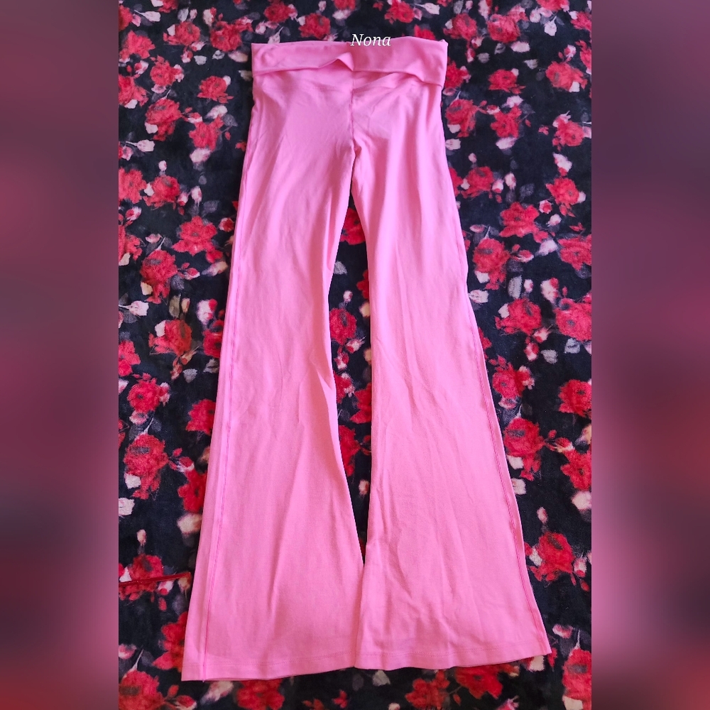 VS PINK Carmine Rose Bling Foldover Flare Leggings Size Large NWT - Picture 8 of 10